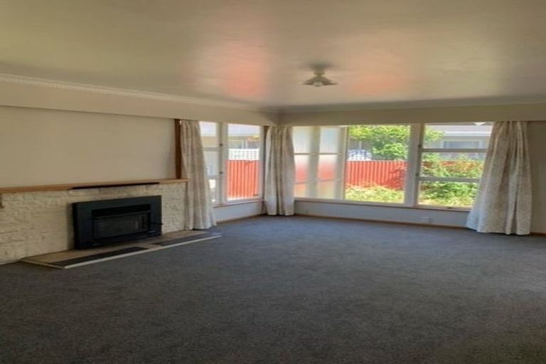 Photo of property in 8 Gebbie Road, Taradale, Napier, 4112