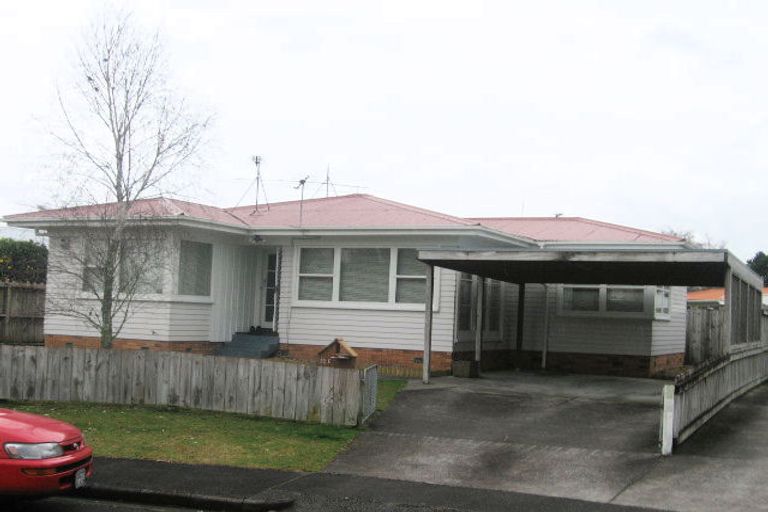 Photo of property in 2/10 Oregon Place, Papakura, 2110