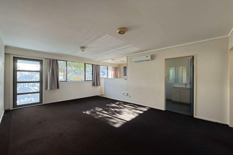Photo of property in 8/4 Derby Street, Mount Victoria, Wellington, 6011