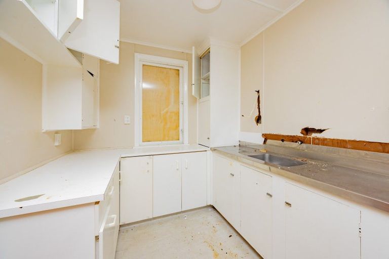 Photo of property in 6-7 Panckhurst Street, Havelock North, 4130