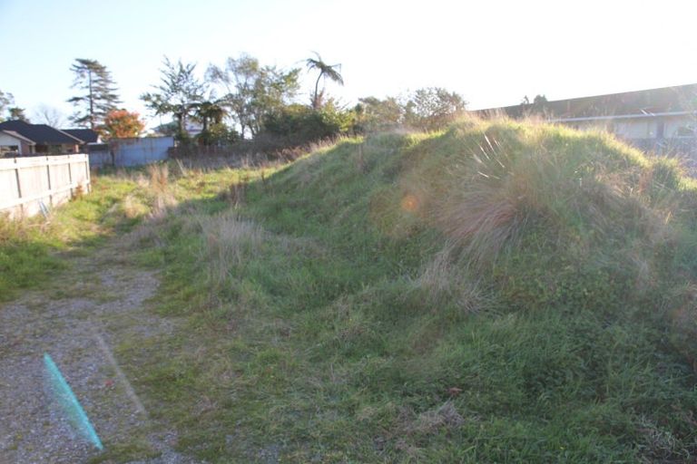 Photo of property in 76 Romilly Street, Westport, 7825