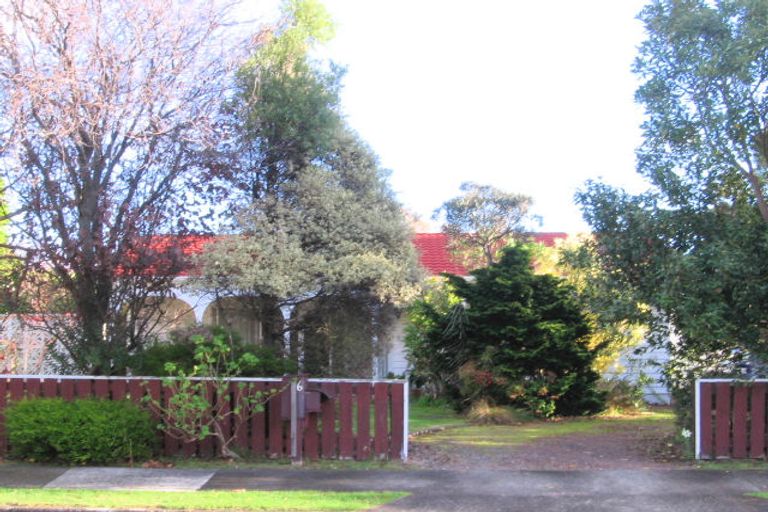 Photo of property in 6 Matipo Street, Waikanae, 5036