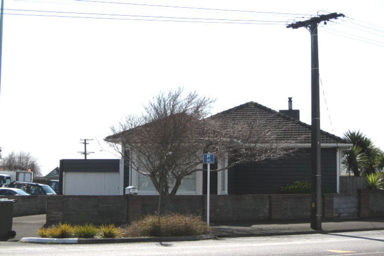 Photo of property in 40 Tukapa Street, Westown, New Plymouth, 4310