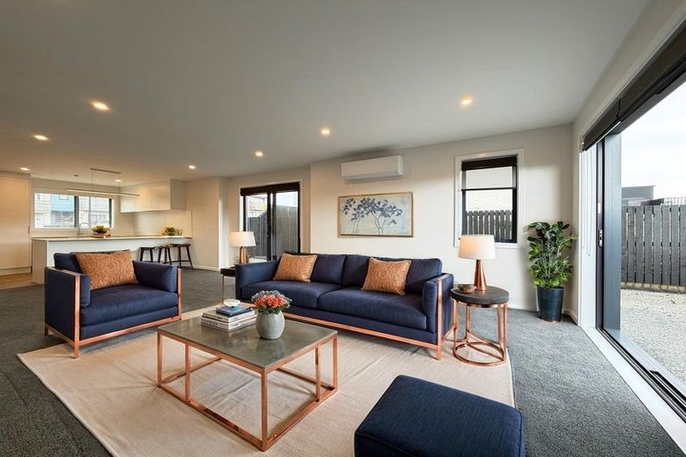 Photo of property in 30 Oakum Road, Whitby, Porirua, 5024