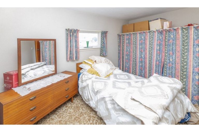Photo of property in 395 Linwood Avenue, Bromley, Christchurch, 8062