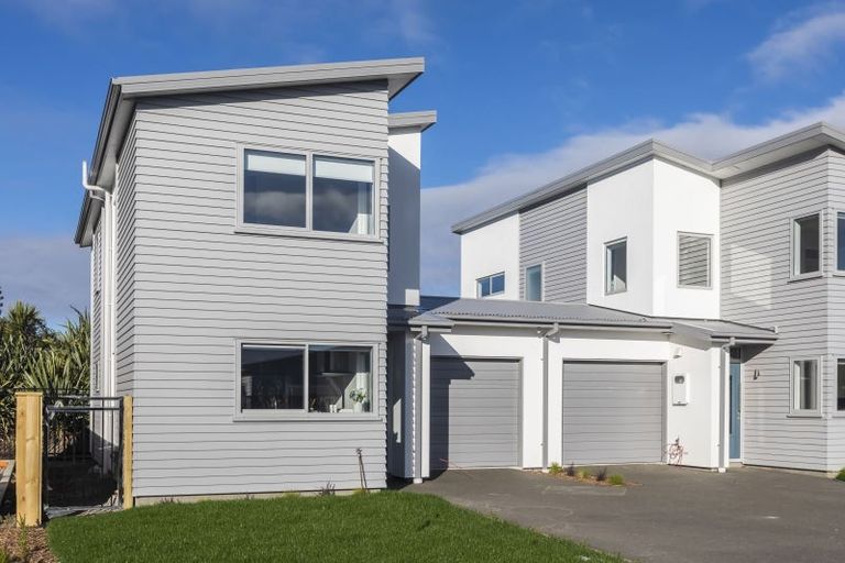 Photo of property in 15 Kakapo Lane, Redwood, 8051