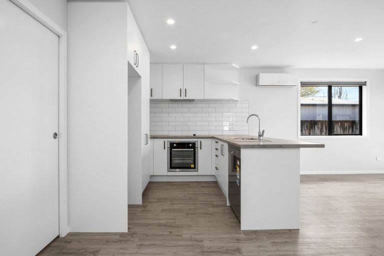 Photo of property in 16u2 Betley Crescent, Fairview Downs, Hamilton, 3214