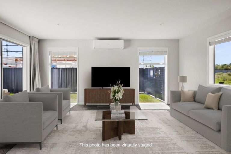 Photo of property in 19 George Yee Place, Taradale, 4112