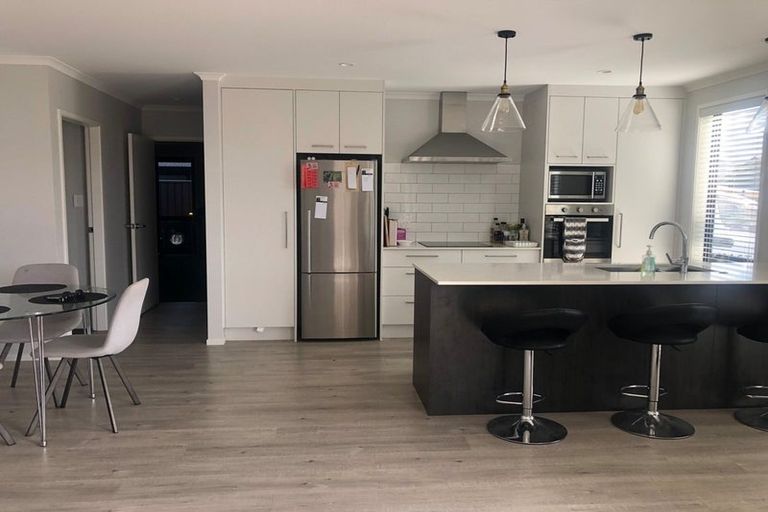 Photo of property in 5 Raynor Crescent, Pyes Pa, Tauranga, 3112