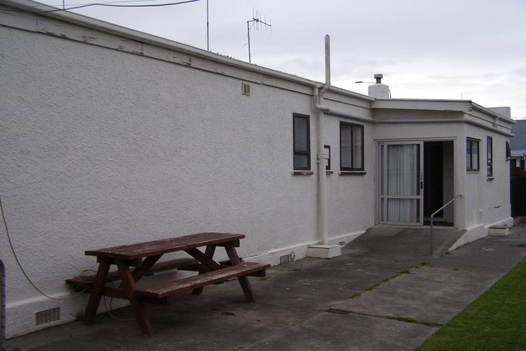 Photo of property in 19 Lee Road, Taradale, Napier, 4112