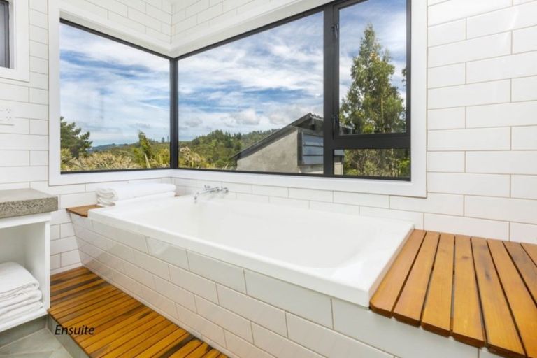 Photo of property in 1037c Blue Mountains Road, Blue Mountains, Upper Hutt, 5371