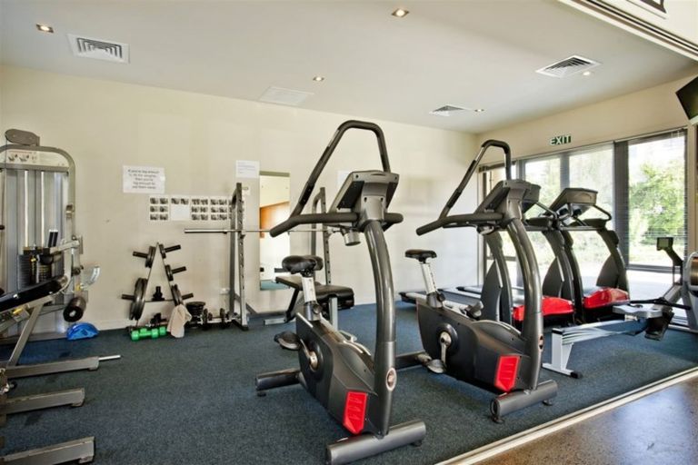 Photo of property in Point Ridge, 130 Gills Road, Albany Heights, Auckland, 0632