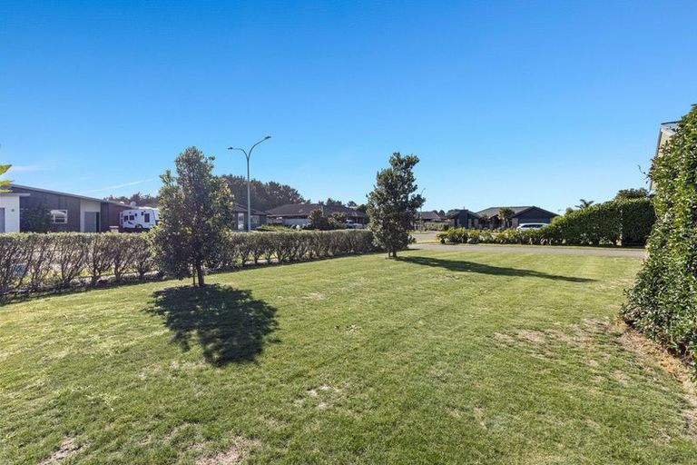 Photo of property in 10 Wentworth Lane, Waiwhakaiho, New Plymouth, 4312