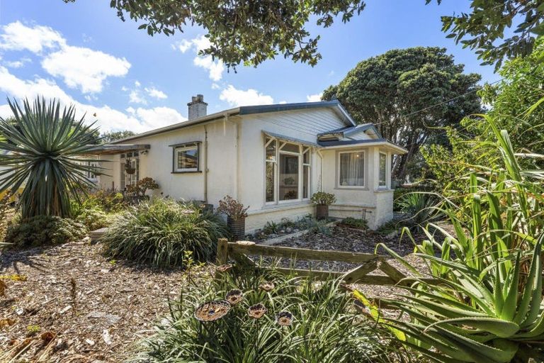 Photo of property in 29 Waitote Street, Castlecliff, Whanganui, 4501