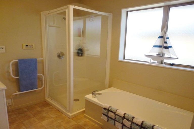 Photo of property in 57 Makarini Street, Paraparaumu, 5032