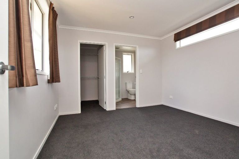 Photo of property in 2 Matlock Lane, Dinsdale, Hamilton, 3204