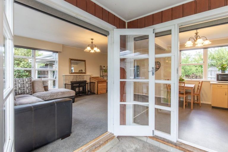 Photo of property in 6 Cobham Crescent, Waipukurau, 4200