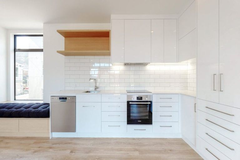 Photo of property in 4b Armour Avenue, Mount Victoria, Wellington, 6011