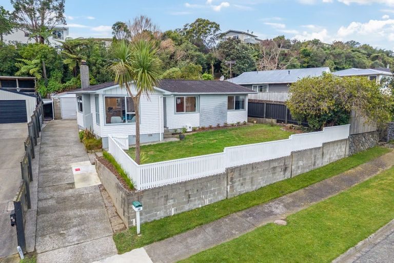 Photo of property in 44 Waipounamu Drive, Kelson, Lower Hutt, 5010