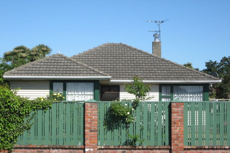 Photo of property in 9 Grimseys Road, Redwood, Christchurch, 8051