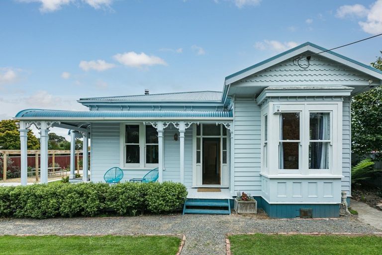 Photo of property in 44 Mcgreevy Street, Waipawa, 4210