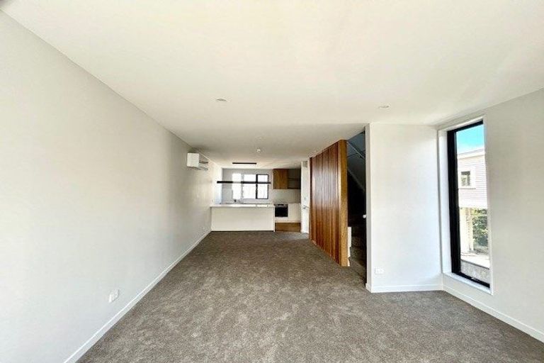 Photo of property in 25d Thompson Street, Mount Cook, Wellington, 6011