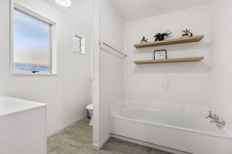 Photo of property in 80g Argyle Street, Mosgiel, 9024