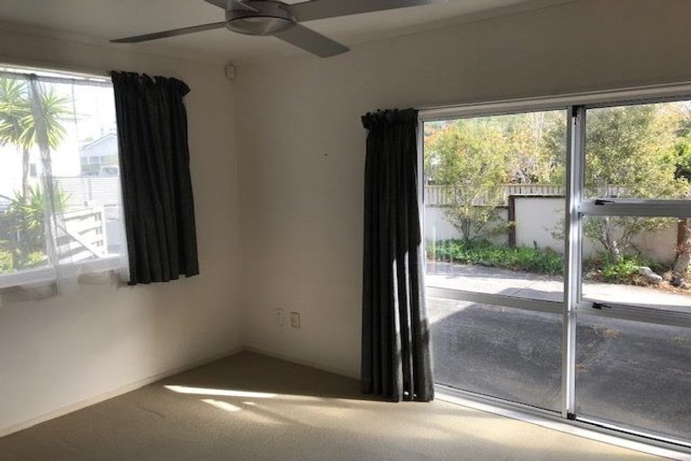 Photo of property in 16 Nevada Avenue, Pakuranga Heights, Auckland, 2010