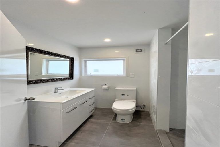 Photo of property in 21 Castleton Street, Birkdale, Auckland, 0626