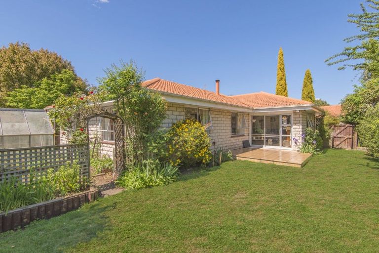 Photo of property in 23 Tisch Place, Belfast, Christchurch, 8051