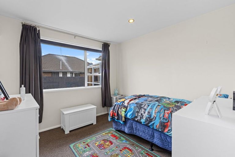 Photo of property in 52 Awatea Road, Hornby, Christchurch, 8042