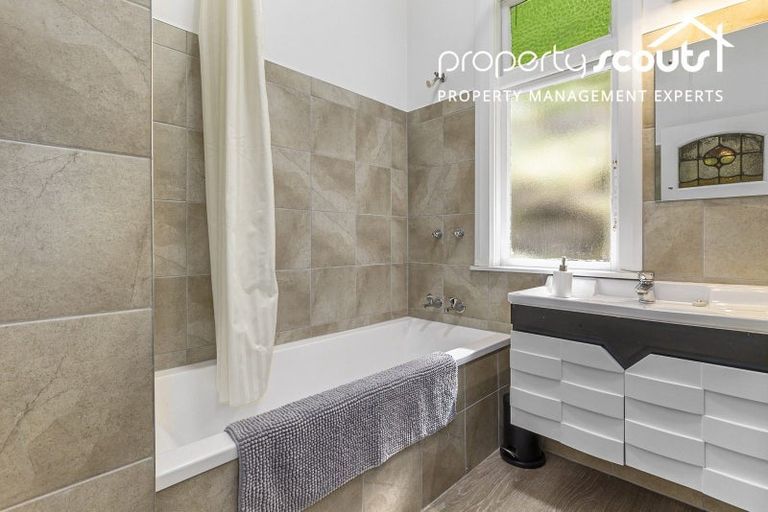 Photo of property in 331 Ravensbourne Road, Maia, Dunedin, 9022