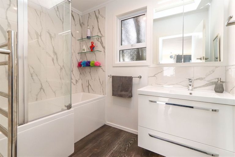 Photo of property in 29 Rimu Street, Inglewood, 4330