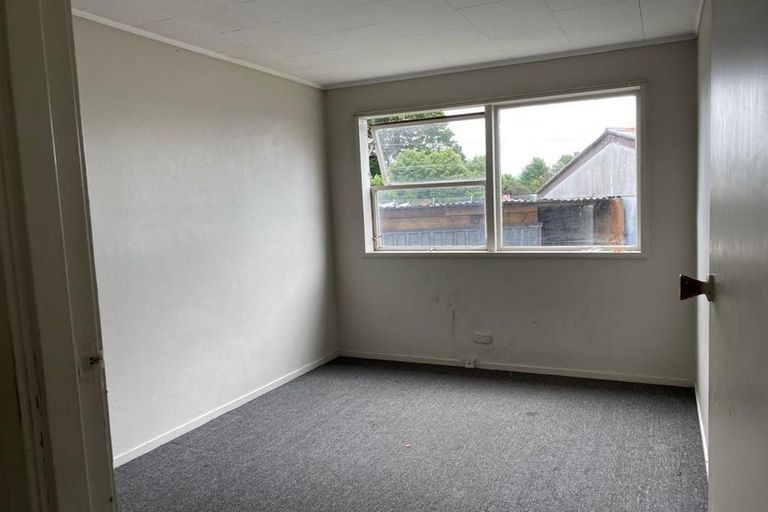 Photo of property in 17 Manuroa Road, Takanini, 2112