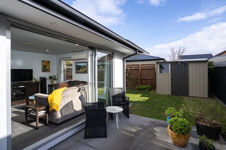 Photo of property in 21 Lindsay Street, St Albans, Christchurch, 8014