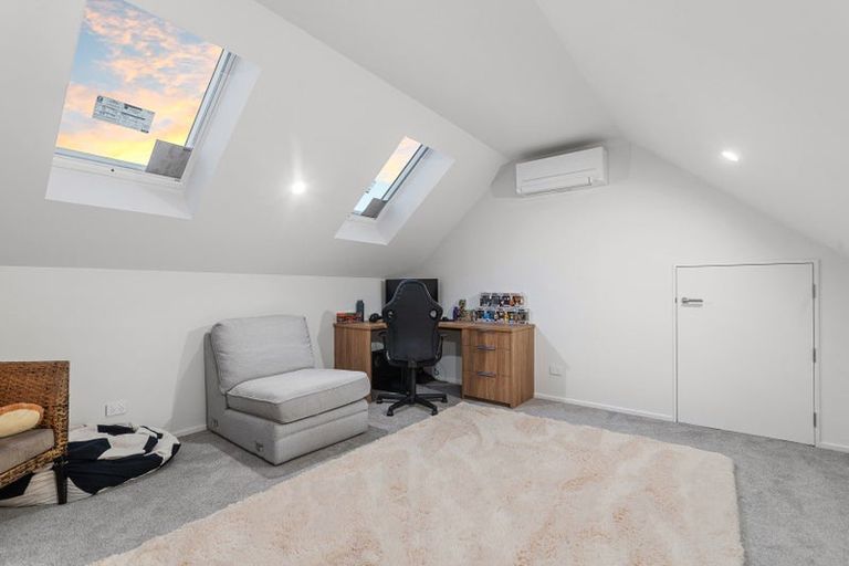 Photo of property in 36 Timara Crescent, Marshland, Christchurch, 8083