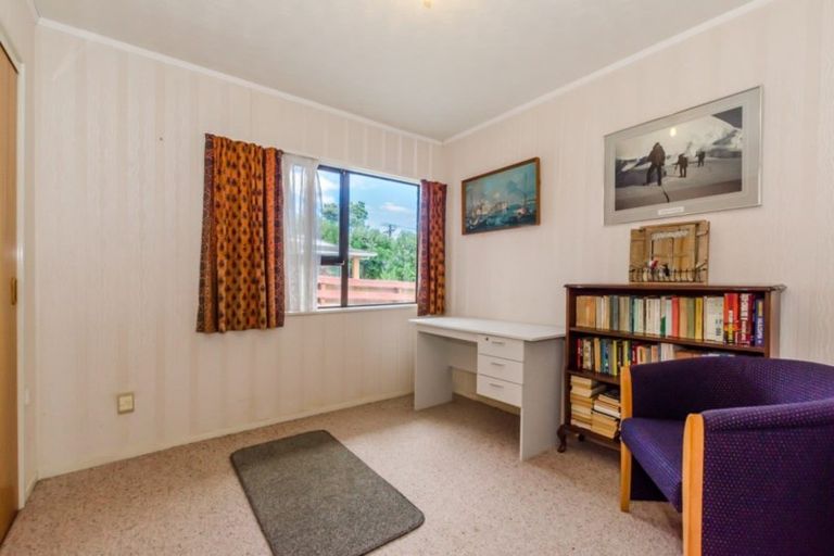 Photo of property in 23 Matenga Street, Waikanae, 5036