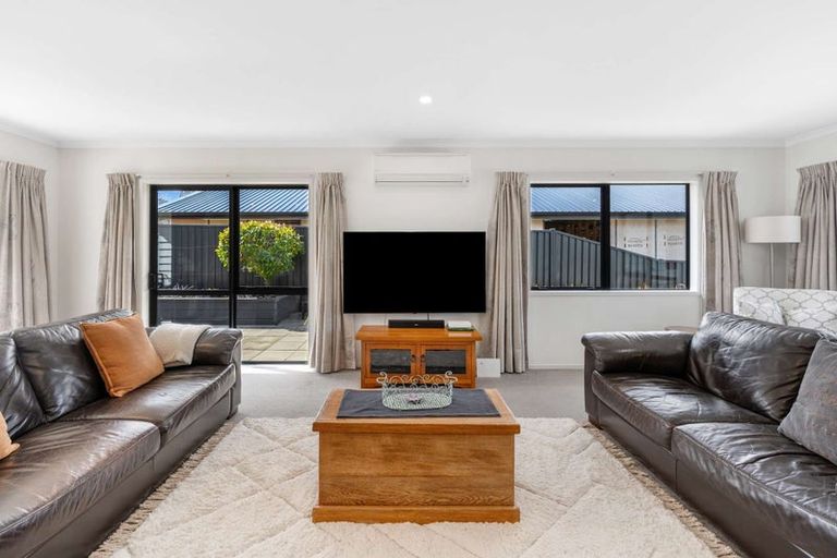 Photo of property in 12 Perriam Place, Mount Pisa, Cromwell, 9383