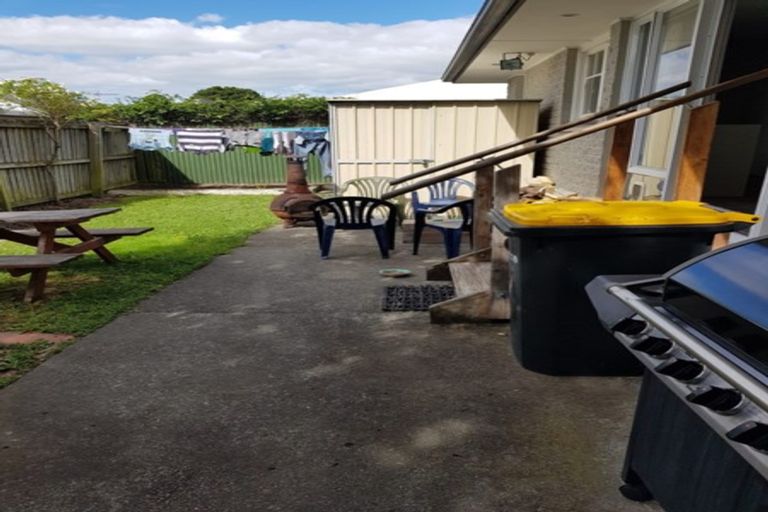 Photo of property in 8 Coniston Avenue, Ilam, Christchurch, 8041