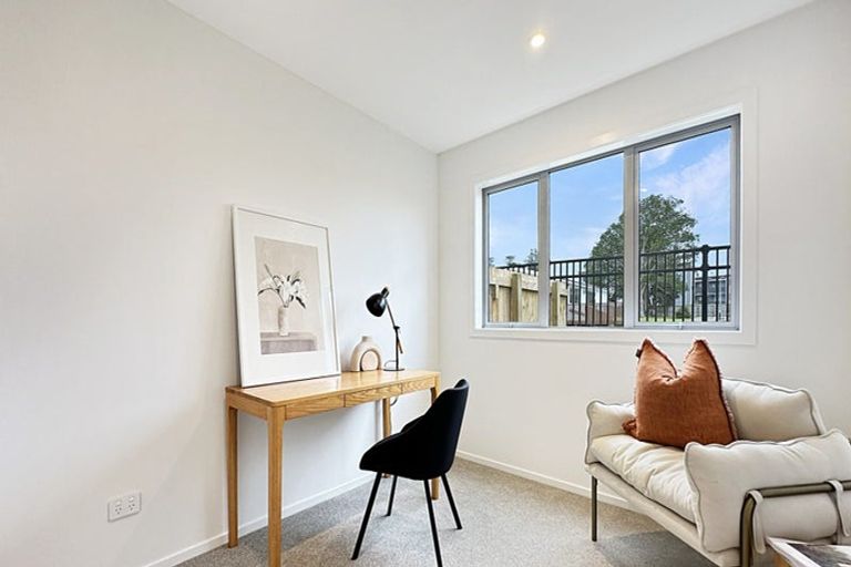 Photo of property in 79 Ngae Place, Mangere East, Auckland, 2024