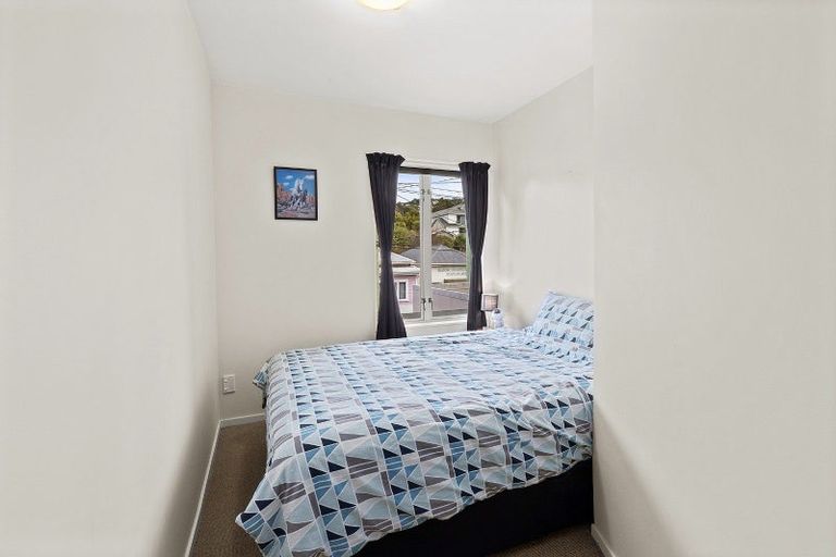 Photo of property in Luxford Villas, 309/72u Herald Street, Berhampore, Wellington, 6023