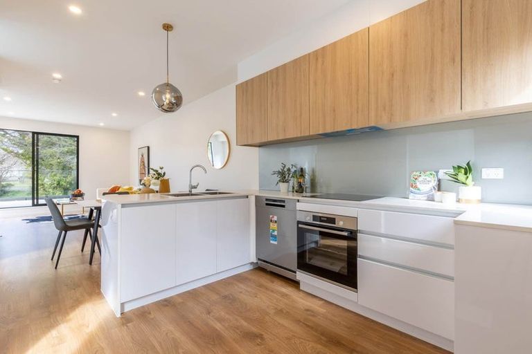 Photo of property in 18/26 Springvale Drive, Fairview Heights, Auckland, 0632