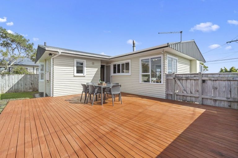 Photo of property in 311 Frankley Road, Ferndale, New Plymouth, 4310