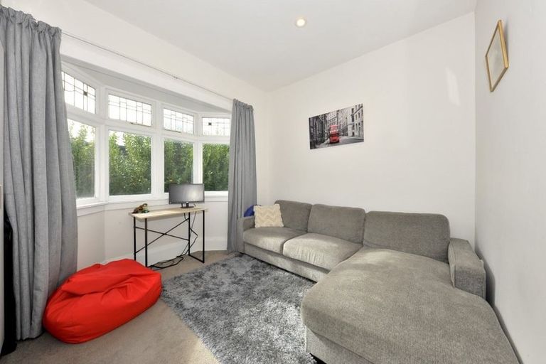 Photo of property in 74 Grafton Street, Waltham, Christchurch, 8011