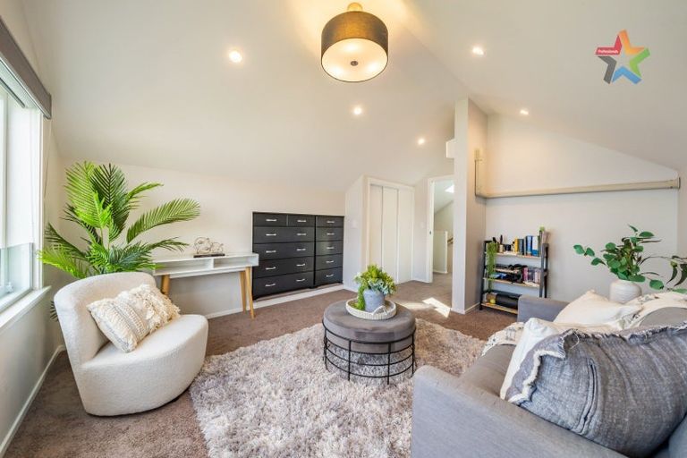 Photo of property in 46 Milne Terrace, Island Bay, Wellington, 6023