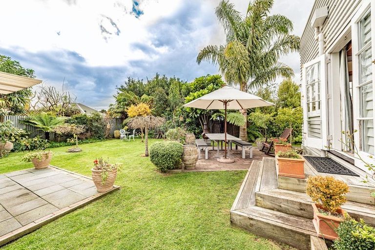 Photo of property in 11 Nixon Street, Whanganui East, Whanganui, 4500