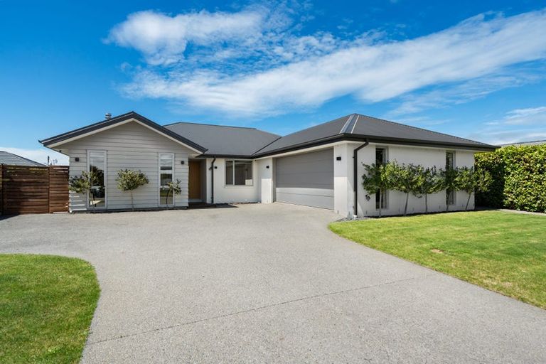 Photo of property in 40 Brockelbank Drive, Kaiapoi, 7630