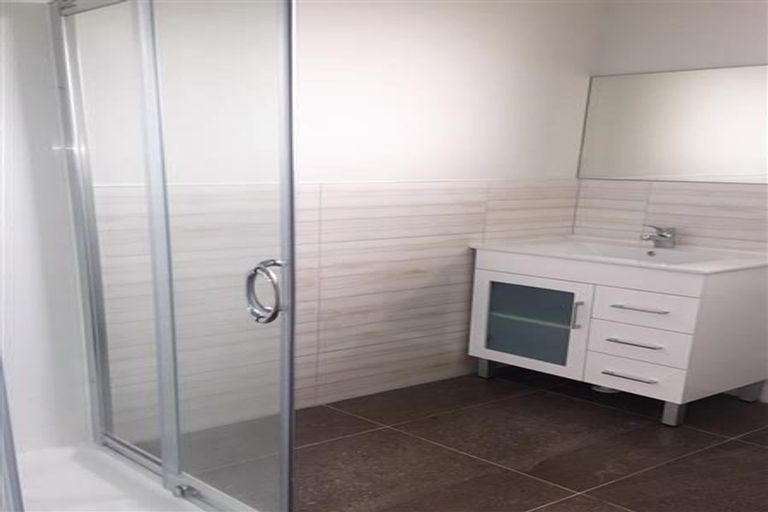 Photo of property in 521 Massey Road, Mangere, Auckland, 2022