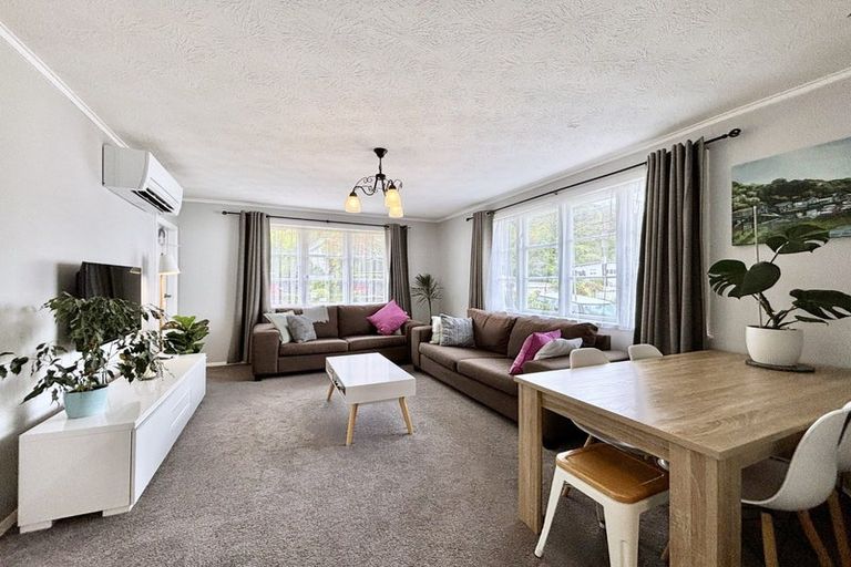 Photo of property in 179 Waddington Drive, Naenae, Lower Hutt, 5011