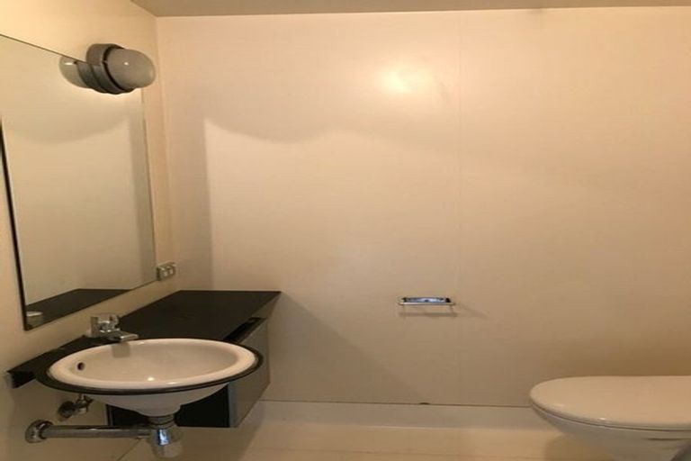 Photo of property in St Pauls Apartments, 9/43 Mulgrave Street, Thorndon, Wellington, 6011